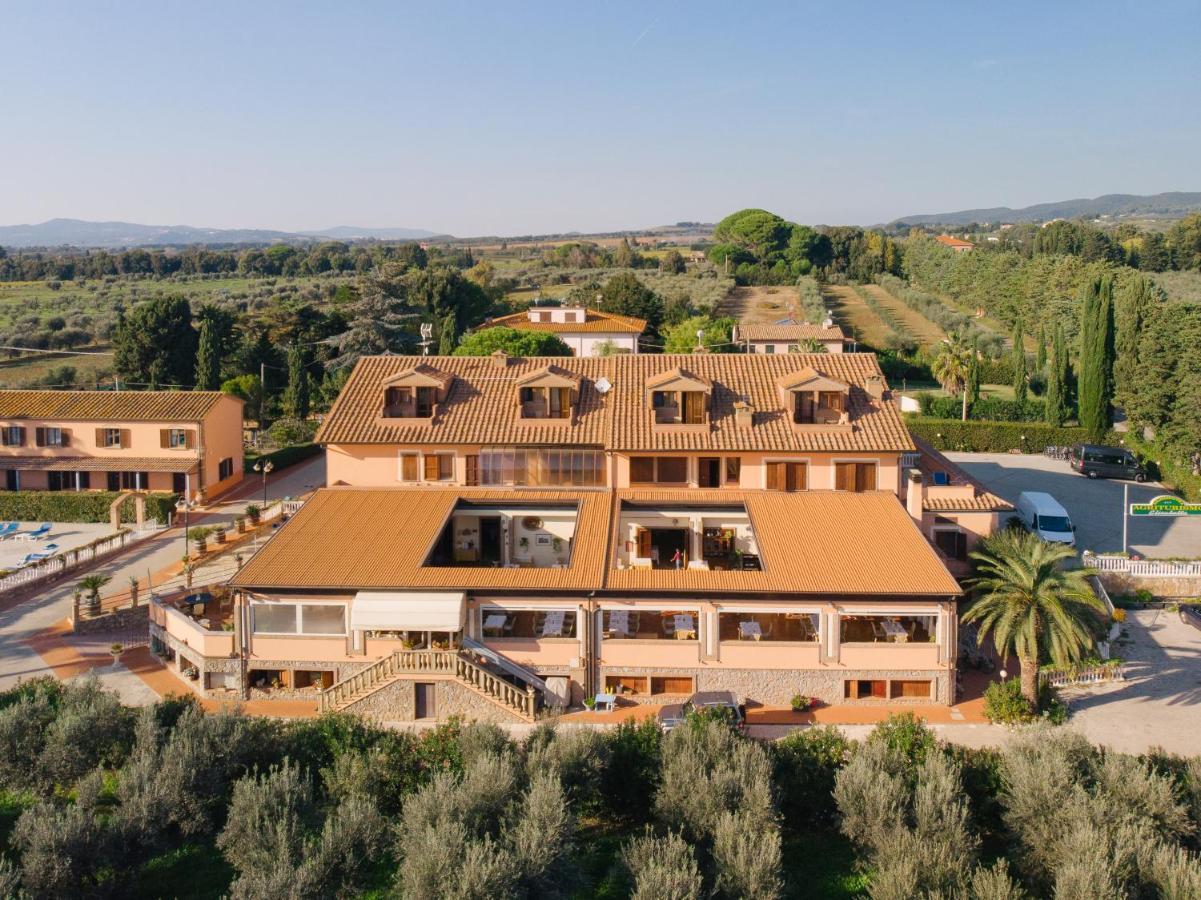 Agrihotel Elisabetta Collemezzano Buitenkant foto