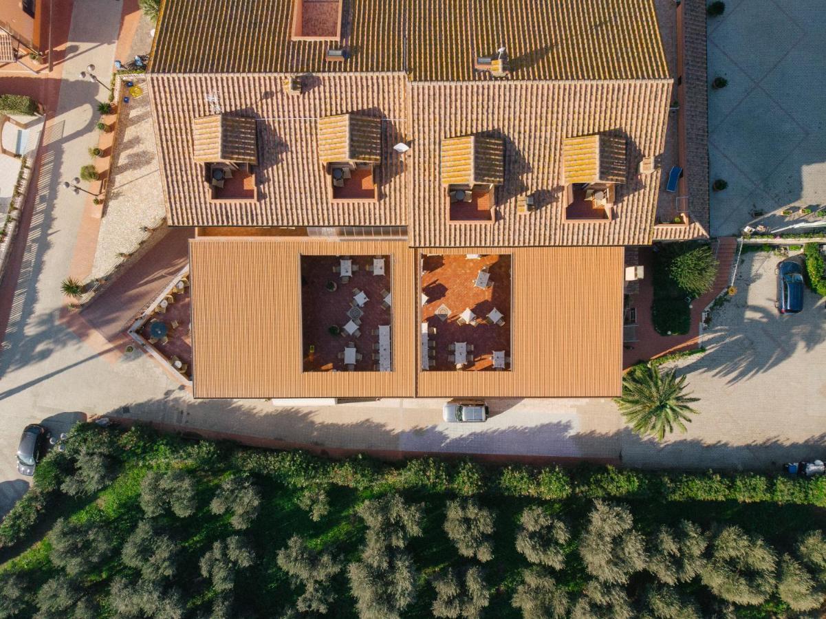 Agrihotel Elisabetta Collemezzano Buitenkant foto