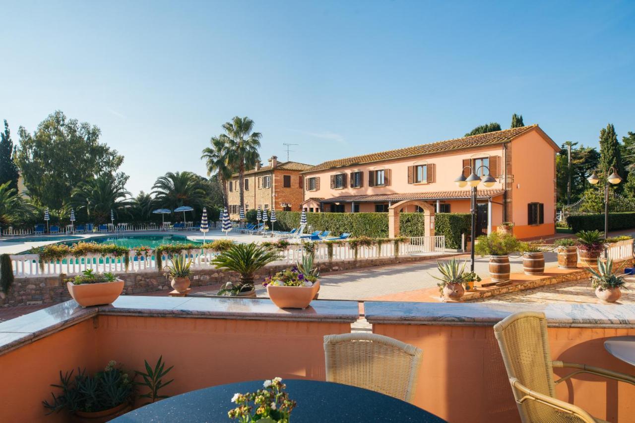 Agrihotel Elisabetta Collemezzano Buitenkant foto