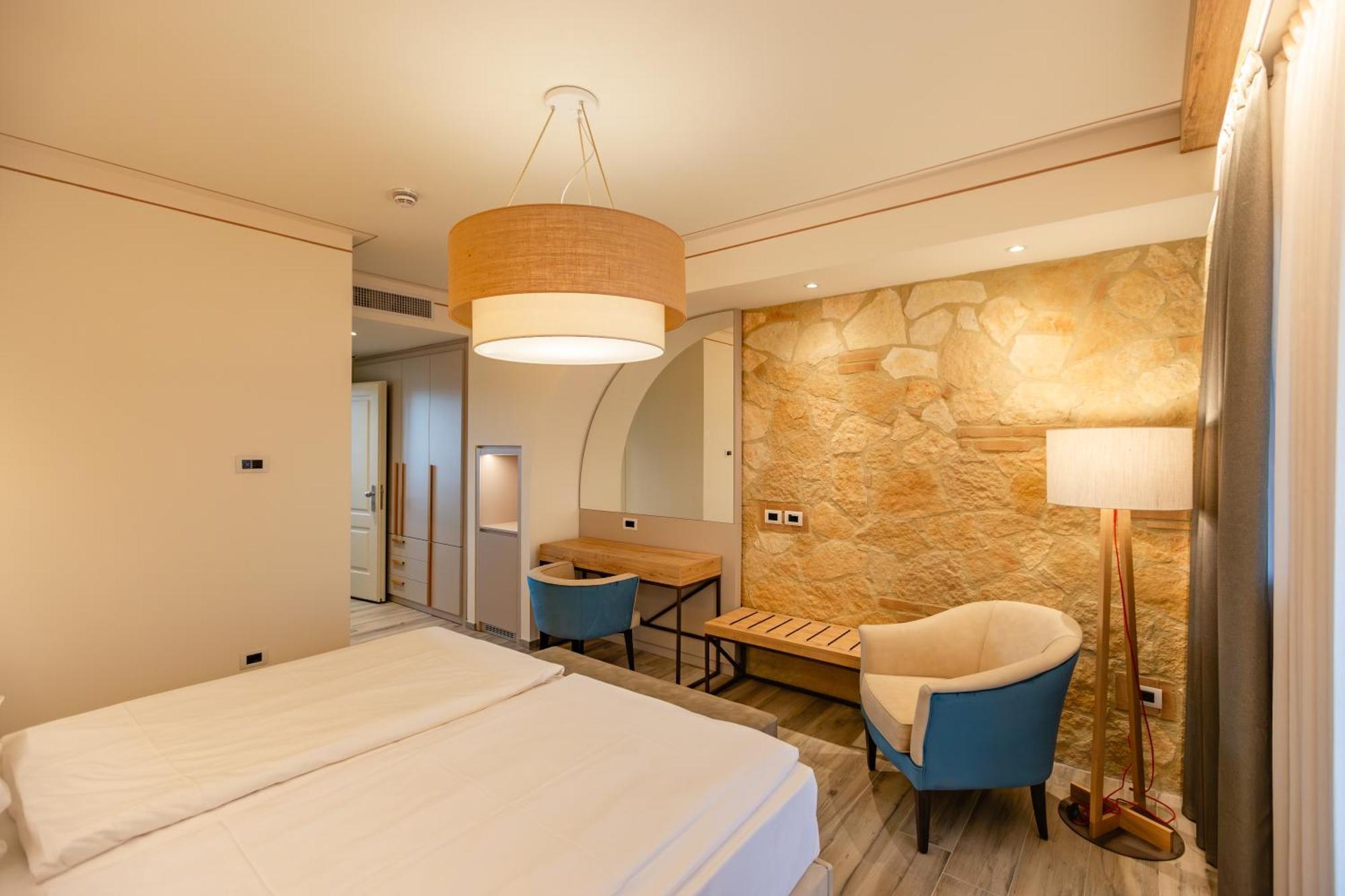 Agrihotel Elisabetta Collemezzano Buitenkant foto